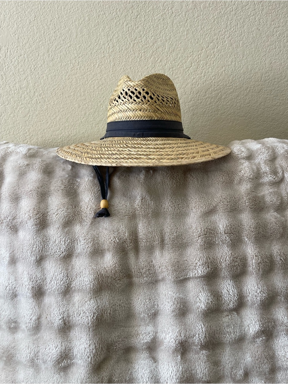 Columbia Straw Sun Hat with Black Band